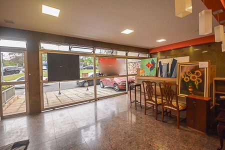 Casa à venda com 700m², 4 quartos e 6 vagasGaragem