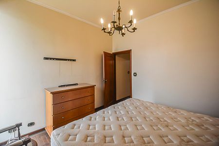 Casa à venda com 700m², 4 quartos e 6 vagas Suíte