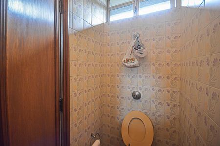 Casa à venda com 700m², 4 quartos e 6 vagasLavabo 2