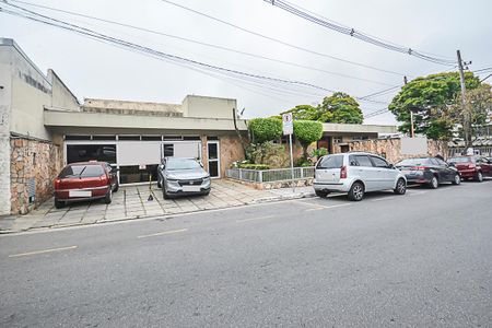 Casa à venda com 700m², 4 quartos e 6 vagasFachada