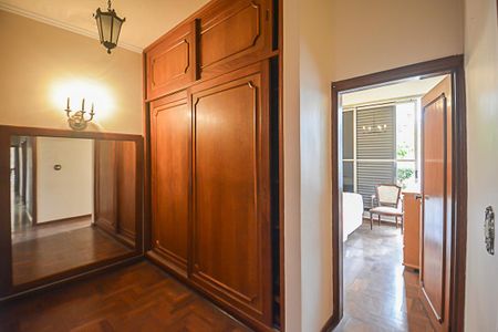 Casa à venda com 700m², 4 quartos e 6 vagasCloset da suíte