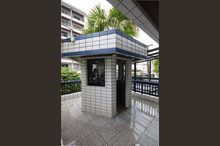 Apartamento para alugar com 92m², 2 quartos e 1 vaga Apartamento para alugar com 92m², 2 quartos e 1 vagaFachada e portaria