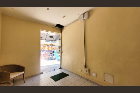 Apartamento à venda com 63m², 2 quartos e 1 vaga Apartamento à venda com 63m², 2 quartos e 1 vagaHall social