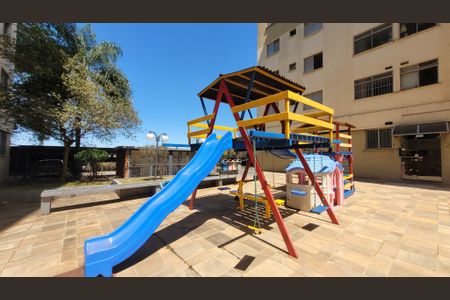 Apartamento à venda com 63m², 2 quartos e 1 vaga Apartamento à venda com 63m², 2 quartos e 1 vagaÁrea comum - Playground