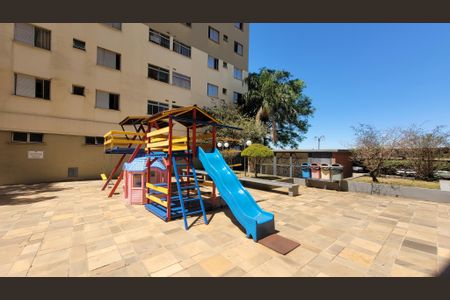 Apartamento à venda com 63m², 2 quartos e 1 vaga Apartamento à venda com 63m², 2 quartos e 1 vagaÁrea comum - Playground