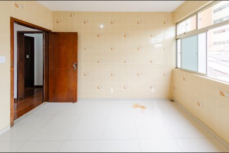 Apartamento para alugar com 160m², 3 quartos e 2 vagas Apartamento para alugar com 160m², 3 quartos e 2 vagasCozinha