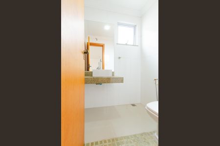 Apartamento para alugar com 160m², 3 quartos e 2 vagas Apartamento para alugar com 160m², 3 quartos e 2 vagasLavabo