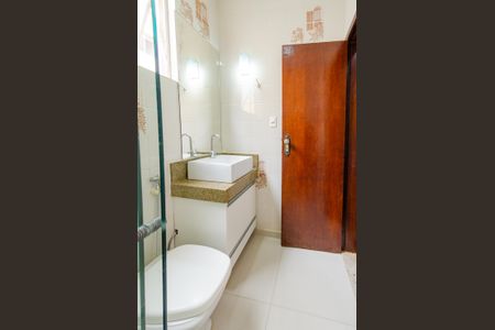 Apartamento para alugar com 160m², 3 quartos e 2 vagas Apartamento para alugar com 160m², 3 quartos e 2 vagasBanheiro social