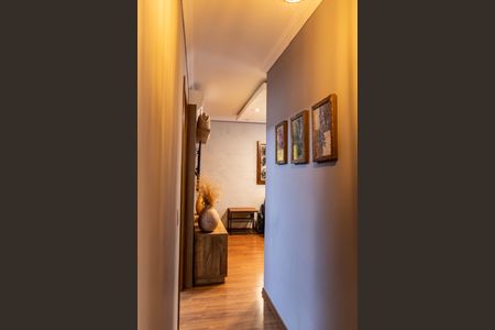 Apartamento à venda com 70m², 2 quartos e 2 vagasCorredor