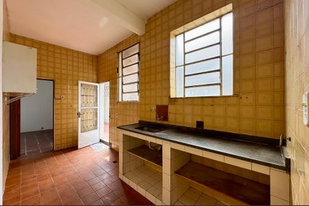 Apartamento para alugar com 100m², 2 quartos e sem vagaCozinha