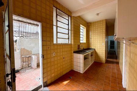 Apartamento para alugar com 100m², 2 quartos e sem vagaCozinha