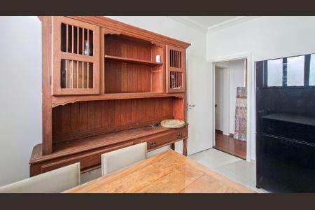 Apartamento à venda com 110m², 3 quartos e 1 vaga Apartamento à venda com 110m², 3 quartos e 1 vagaSala de Jantar