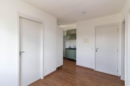 Sala de apartamento para alugar com 2 quartos, 34m² em Guaianases, São Paulo