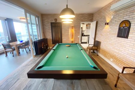 Sala de apartamento à venda com 3 quartos, 171m² em Paraíso, São Paulo