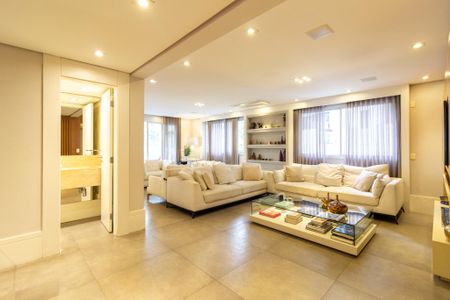 Sala de apartamento à venda com 4 quartos, 221m² em Paraíso, São Paulo