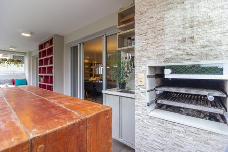 Varanda de apartamento à venda com 4 quartos, 221m² em Paraíso, São Paulo