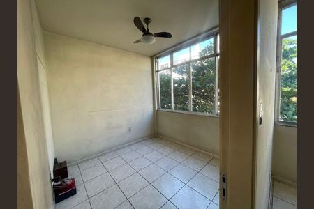 Apartamento à venda com 66m², 2 quartos e 1 vaga