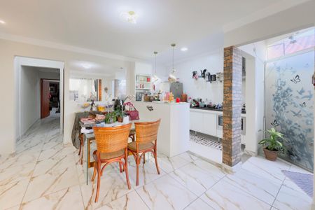 Sala de casa para alugar com 2 quartos, 150m² em Bosque dos Eucaliptos, São José dos Campos