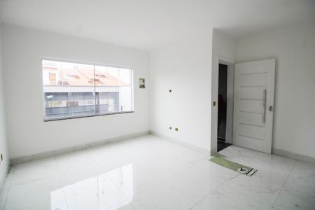 Casa à venda com 120m², 3 quartos e 2 vagasSala