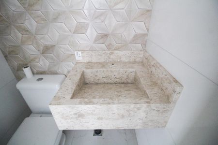 Casa à venda com 120m², 3 quartos e 2 vagas Casa à venda com 120m², 3 quartos e 2 vagasLavabo