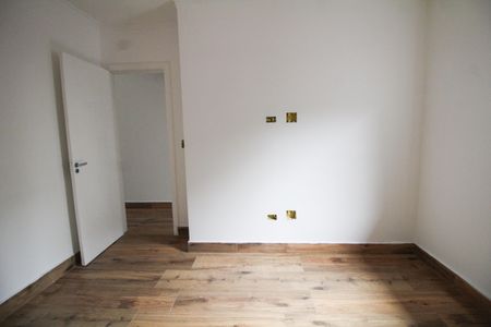 Casa à venda com 120m², 3 quartos e 2 vagas Casa à venda com 120m², 3 quartos e 2 vagasQuarto 3