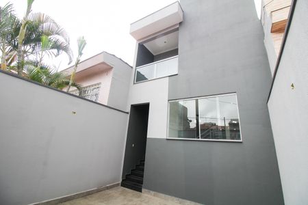 Casa à venda com 120m², 3 quartos e 2 vagas Casa à venda com 120m², 3 quartos e 2 vagasGaragem