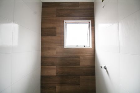 Casa à venda com 120m², 3 quartos e 2 vagas Casa à venda com 120m², 3 quartos e 2 vagasBanheiro 2