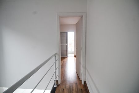 Casa à venda com 120m², 3 quartos e 2 vagas Casa à venda com 120m², 3 quartos e 2 vagasCorredor