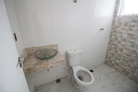 Casa à venda com 120m², 3 quartos e 2 vagas Casa à venda com 120m², 3 quartos e 2 vagasBanheiro Suite