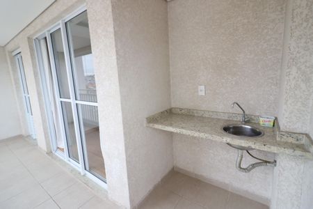 Apartamento para alugar com 61m², 2 quartos e 2 vagasVaranda