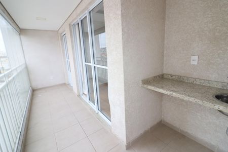 Apartamento para alugar com 61m², 2 quartos e 2 vagasVaranda