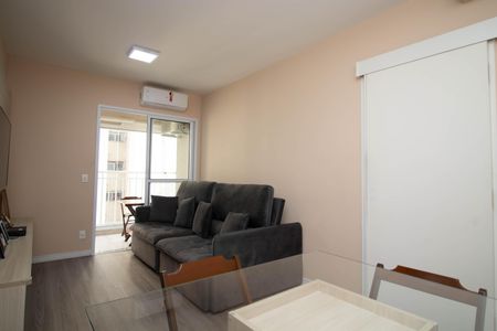 Sala de apartamento para alugar com 2 quartos, 65m² em Vila Augusta, Guarulhos