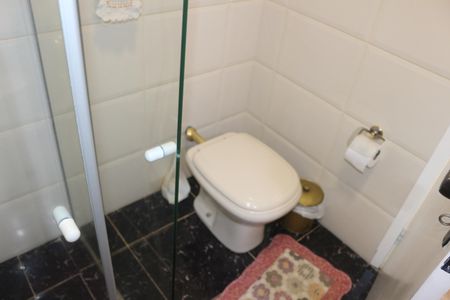 Casa para alugar com 279m², 3 quartos e 8 vagasBanheiro 1