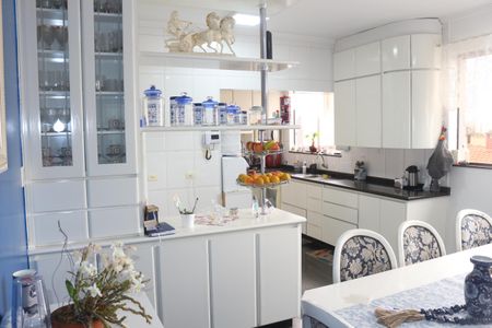 Casa para alugar com 279m², 3 quartos e 8 vagasCozinha