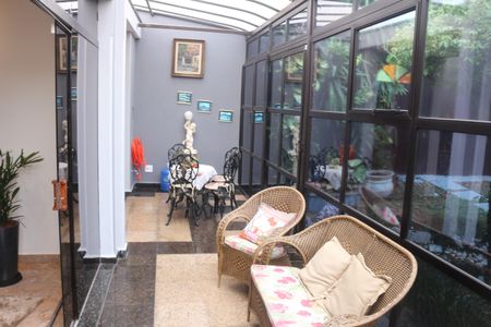 Casa para alugar com 279m², 3 quartos e 8 vagasVaranda