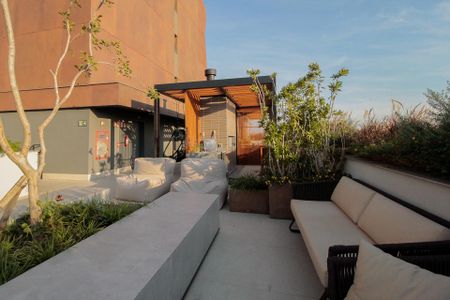 Studio à venda com 25m², 0 quarto e 1 vaga Studio à venda com 25m², 0 quarto e 1 vagaÁrea comum - Piscina