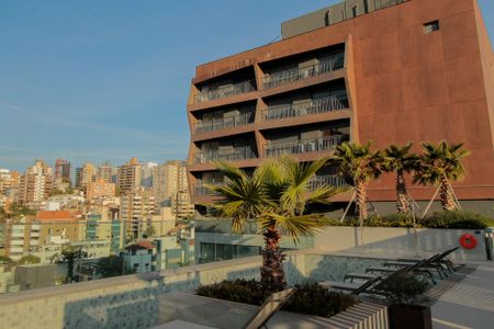 Studio à venda com 25m², 0 quarto e 1 vaga Studio à venda com 25m², 0 quarto e 1 vagaÁrea comum - Piscina