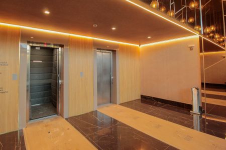 Studio à venda com 25m², 0 quarto e 1 vaga Studio à venda com 25m², 0 quarto e 1 vagaHall social