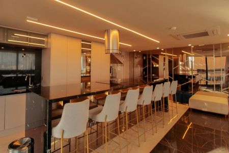 Studio à venda com 25m², 0 quarto e 1 vaga Studio à venda com 25m², 0 quarto e 1 vagaÁrea comum - Salão de festas