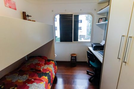 Apartamento à venda com 130m², 3 quartos e 2 vagas Apartamento à venda com 130m², 3 quartos e 2 vagasQuarto 2