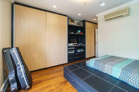 Casa à venda com 565m², 4 quartos e 5 vagas