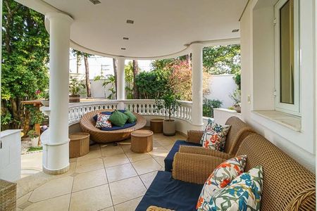 Casa à venda com 565m², 4 quartos e 5 vagas
