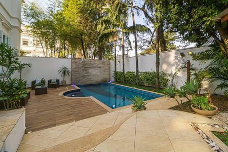 Casa à venda com 565m², 4 quartos e 5 vagas