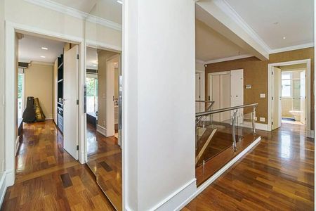 Casa à venda com 565m², 4 quartos e 5 vagas