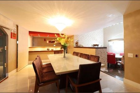Casa à venda com 4 quartos, 759m² em Chácara Flora, São Paulo