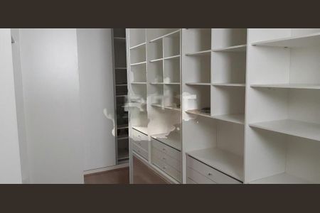 Casa à venda com 485m², 4 quartos e 9 vagas