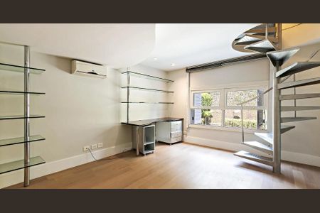 Casa à venda com 4 quartos, 603m² em Morumbi, São Paulo