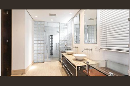 Casa à venda com 4 quartos, 603m² em Morumbi, São Paulo