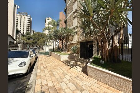 Apartamento à venda com 110m², 1 quarto e 1 vaga Apartamento à venda com 110m², 1 quarto e 1 vagaFachada