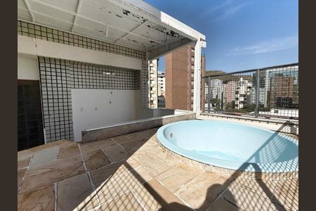 Apartamento à venda com 110m², 1 quarto e 1 vaga Apartamento à venda com 110m², 1 quarto e 1 vagaCobertura